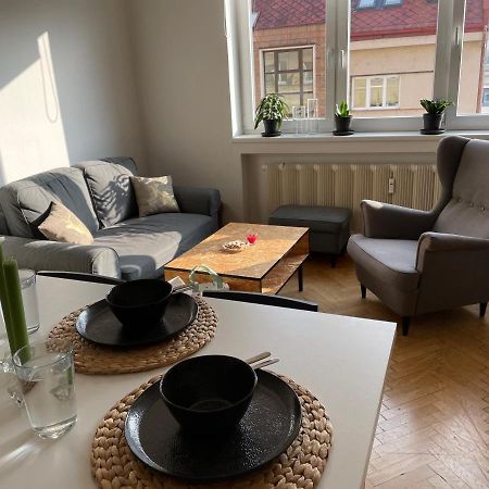 Cozy Apartment Near The City Center Hradec Králové Esterno foto